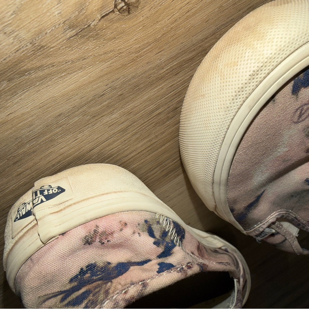 Vans Floral Dye Slip On Shoes - Picture 4 of 7